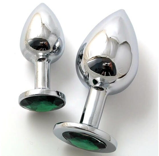Phích cắm hậu môn Inox là dụng cụ kích thích dãn nở lỗ nhị có chất liệu Inox bề mặt sáng bóng, đính đá đẹp mắt sang trọng và tạo hình thẩm mỹ hơn