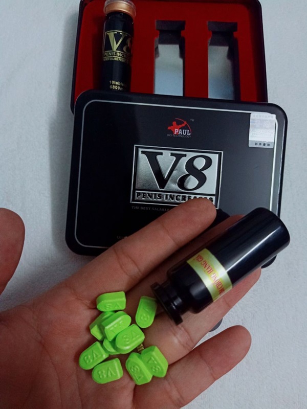 Sau khi tác động hấp thụ thuốc cường dương V8 giúp cho máu dồn về thể hang mạnh mẽ, giúp cậu nhỏ cứng đỉnh điểm, tạo gân nổi, mạch máu gợn trên bề mặt